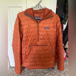 Patagonia 1/2 zip nano puff jacket